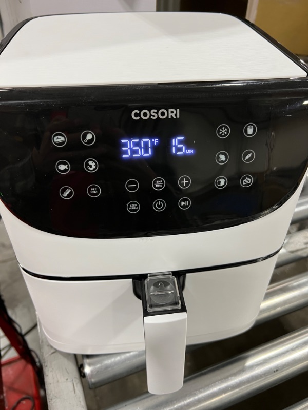 Photo 3 of COSORI Air Fryer Max XL