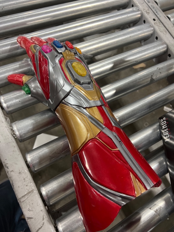 Photo 2 of Avengers Marvel Legends Series Iron Man Nano Gauntlet Articulated Electronic Fist with Lights and Authentic Movie Sounds and Removable Infinity Stones