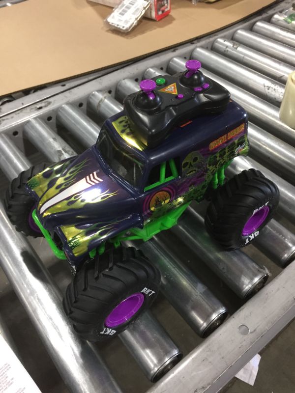 Photo 2 of Monster Jam, Official Grave Digger Freestyle Force, Remote Control Car, Monster Truck Toys for Boys Kids and Adults, 1:15 Scale
