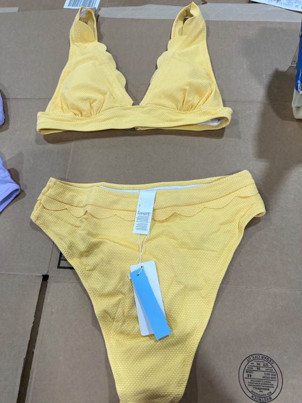 Photo 2 of 2set| Women's 2 Piece Bathing Suits, Small 