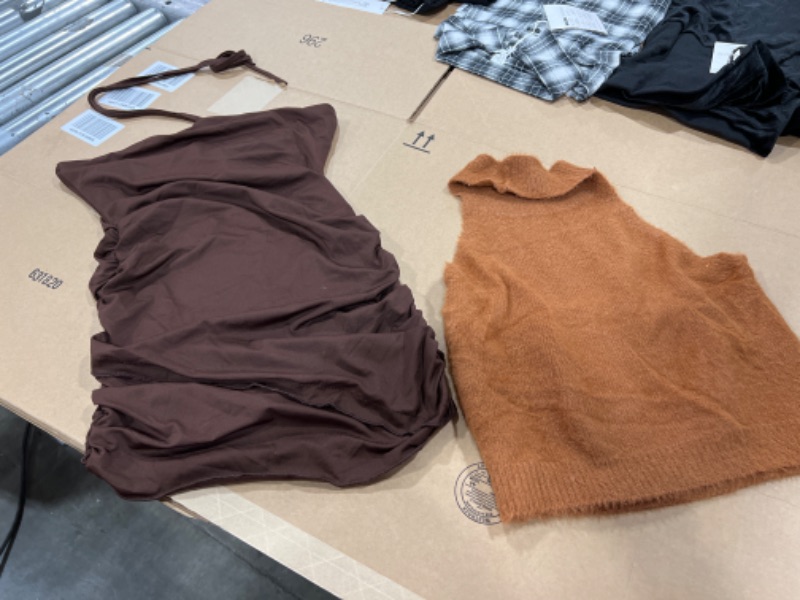 Photo 1 of Women's Dress and Shirt, Brown, Small 