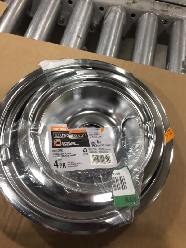 Photo 1 of 4 Pack Chrome Cooktop Drip Pans, Compatible with GE Hotpoint Stove. Include 2 Pcs 6'' Range Replacement Drip Pans and 2 Pcs 8 '' Burner Drip Pans for Electric Stove Top
