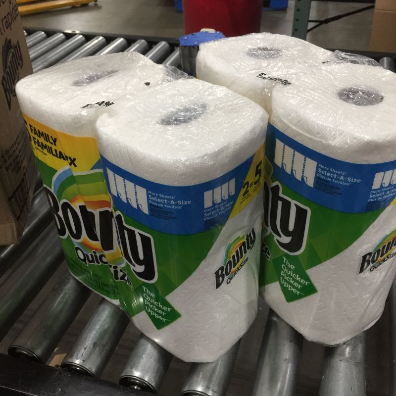 Photo 2 of Bounty Select-A-Size Paper Towels, White, 2 Double Plus Rolls = 5 Regular Rolls (2 PACK)