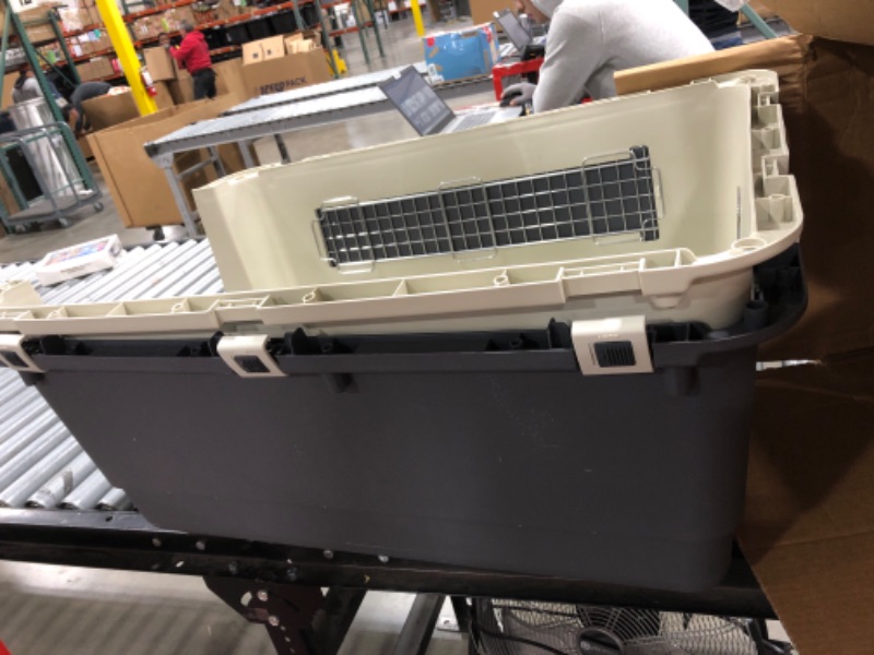 Kennels Direct Premium Plastic Dog Kennel and Travel Crate, Size XXLarge for sale North Las