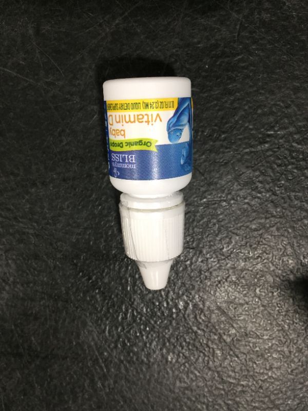 Photo 1 of Mommy's Bliss Organic Drops No Artificial Color, Vitamin D, 0.11 Fl Oz 3 count