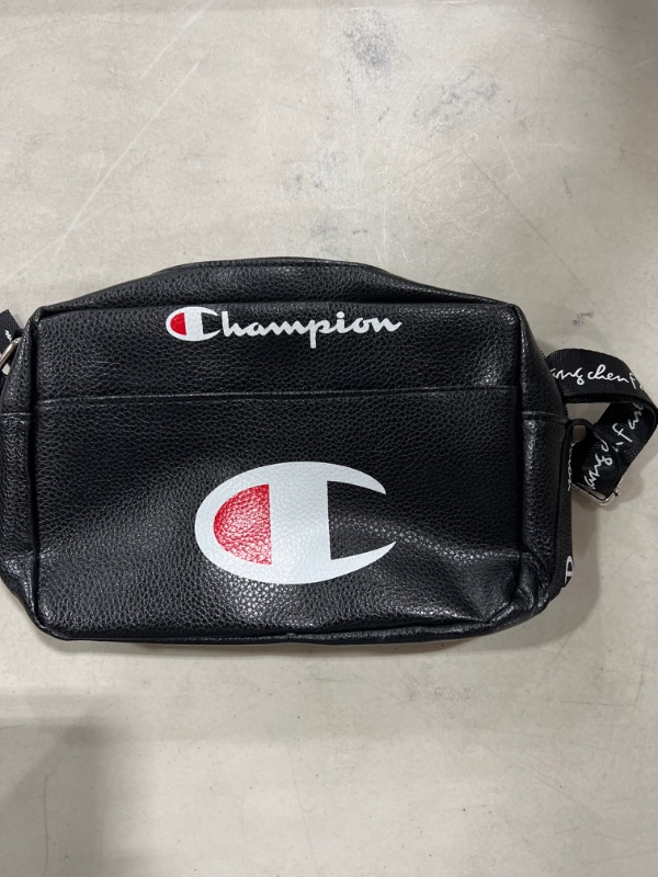 Photo 1 of Champion bag 