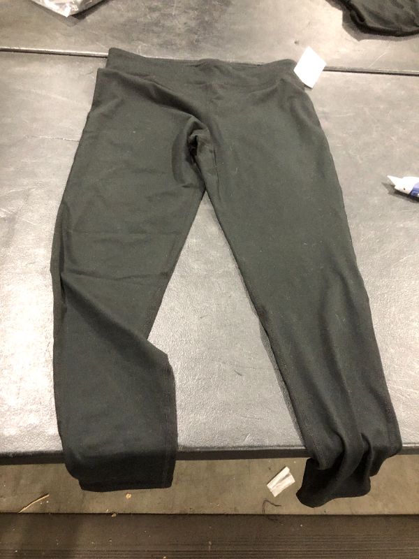 Photo 2 of Hanes Sport Women's Performance Legging size L
