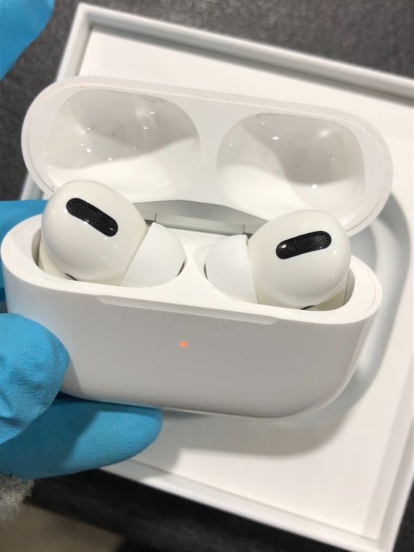 Photo 2 of New Apple AirPods Pro
