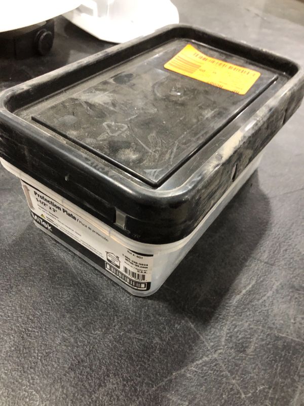 Photo 1 of 1-1/2 in. x 3 in. G90 16-Gauge Protection Plate (60-Pack)