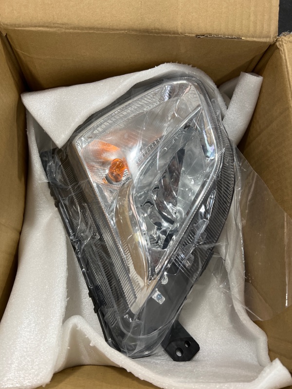 Photo 1 of automotive headlight [only one, unknown manufacture and model]