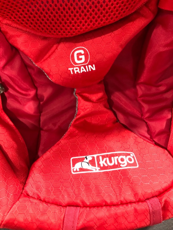 Photo 1 of Kurgo Dog Carrier Backpack for Small Pets - Dogs & Cats - TSA Airline Approved - Cat Hiking or Travel - Waterproof Bottom - G-Train and Nomad Carrier
RED. PRIOR USE. PHOTO  FOR REFERENCE.