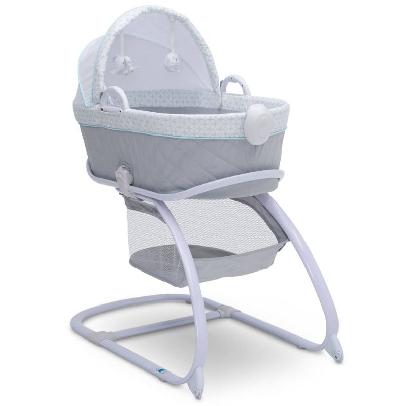 Photo 1 of Delta Children Deluxe Moses Bassinet