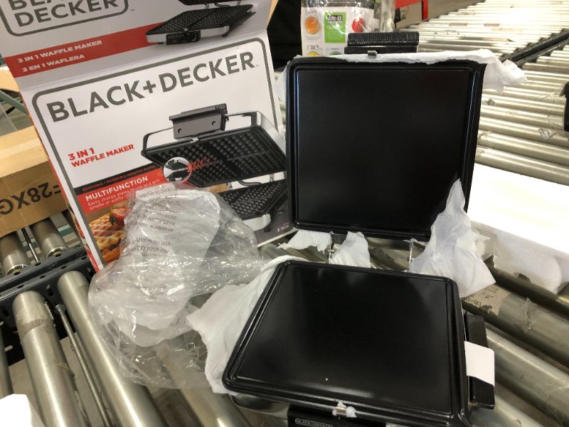 Photo 2 of 3-in-1 Grill - Griddle - Waffle Maker
