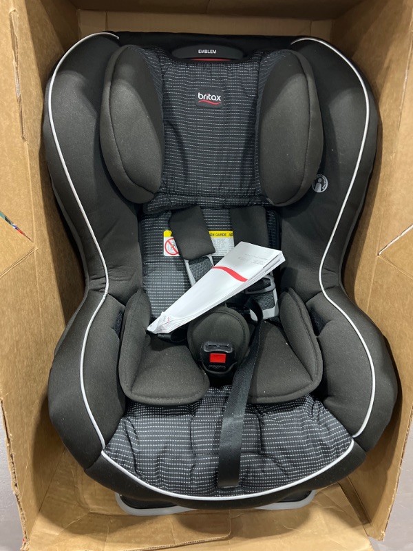 Photo 2 of Britax Emblem 3 Stage Convertible Car Seat - Dash