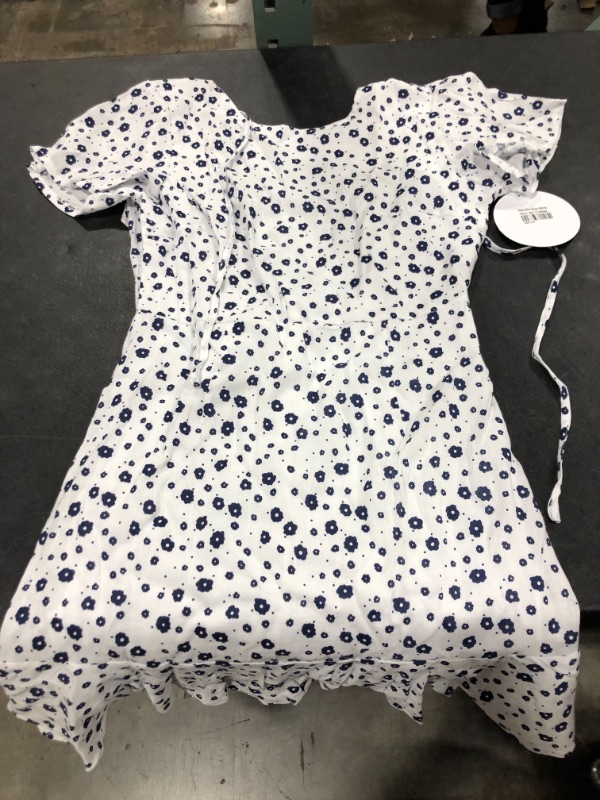 Photo 2 of princess polly blue and white flower dress (size 8)