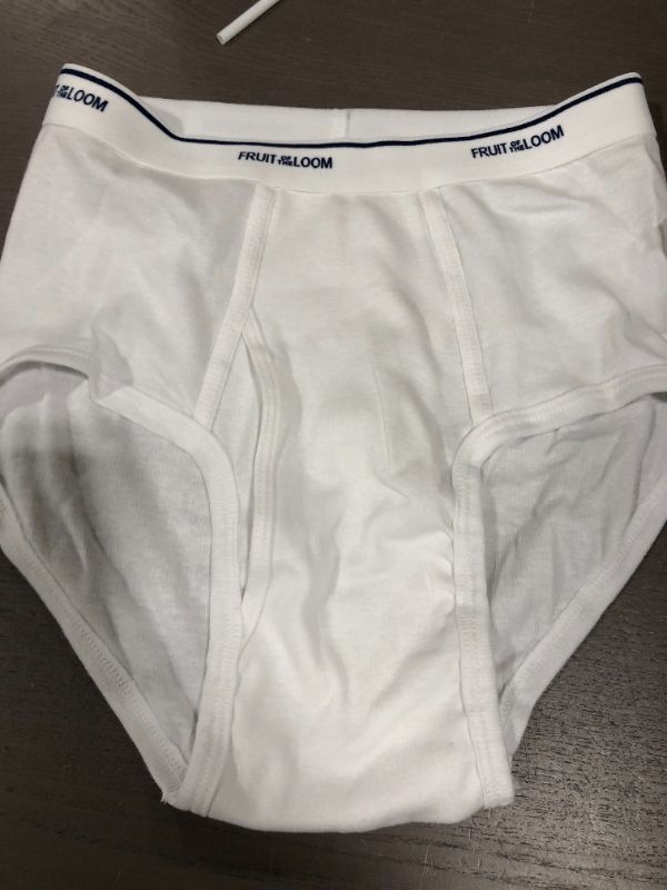 Photo 1 of FRUITOFTHELOOM Mens (M)  WHITE Brief Underwear 13pk