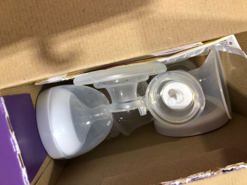 Photo 2 of Philips AVENT Manual Breast Pump, SCF430/30, Clear
