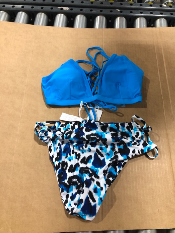 Photo 1 of Women's Two Piece Swimsuit, Medium 