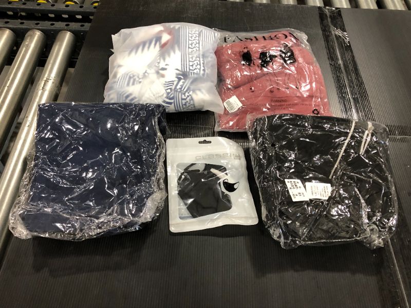 Photo 1 of clothing bundle 