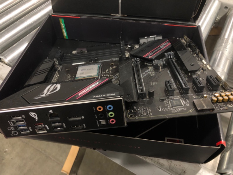 Photo 1 of ASUS ROG Strix B550-F Gaming AMD AM4 Zen 3 Ryzen 5000 & 3rd Gen Ryzen ATX Gaming Motherboard (PCIe 4.0, 2.5Gb LAN, BIOS Flashback, HDMI 2.1, Addressable Gen 2 RGB Header and Aura Sync)
