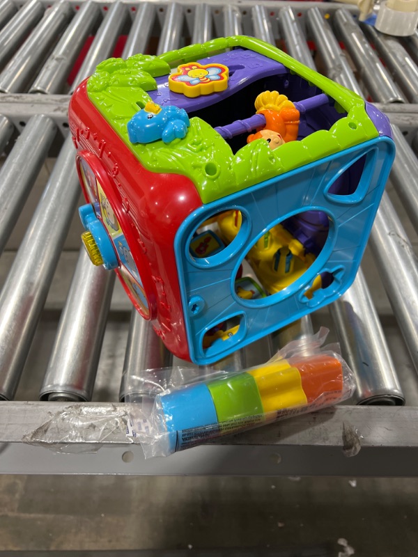 Photo 1 of VTech Sort and Discover Activity Cube
