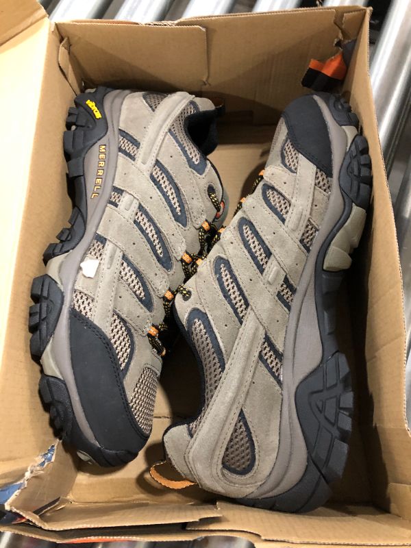 Photo 2 of Merrell Men's Moab 2 Vent Hiking Shoe 12 Size