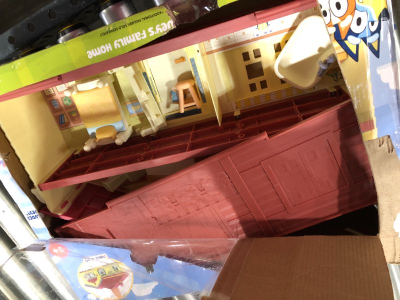 Photo 1 of Bluey Family Home Playset with 2.5" poseable Figure
