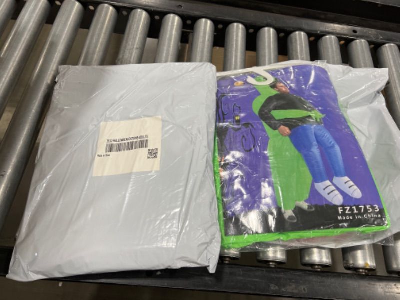 Photo 1 of 2pk Unique Style Pick Me Inflatable Alien Costume