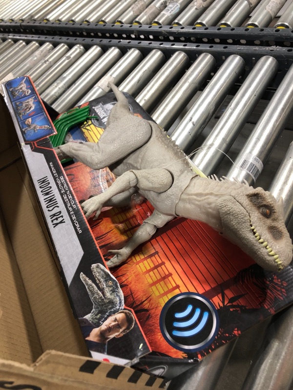 Photo 2 of ??Jurassic World Destroy ‘N Devour Indominus Rex with Chomping Mouth, Slashing Arms, Lights & Realistic Sounds, Swallows 3 ¾ Human Action Figures ?
