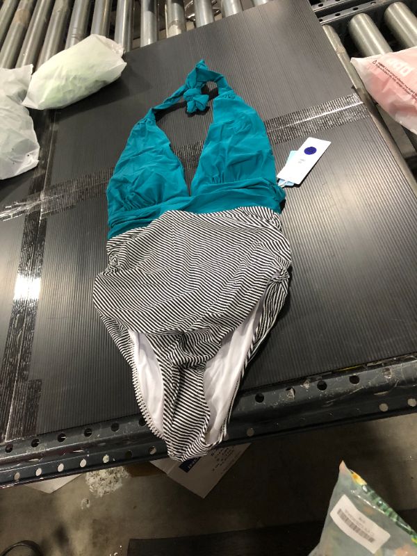 Photo 1 of CUPSHE WOMENS SWIM SUIT... XS...