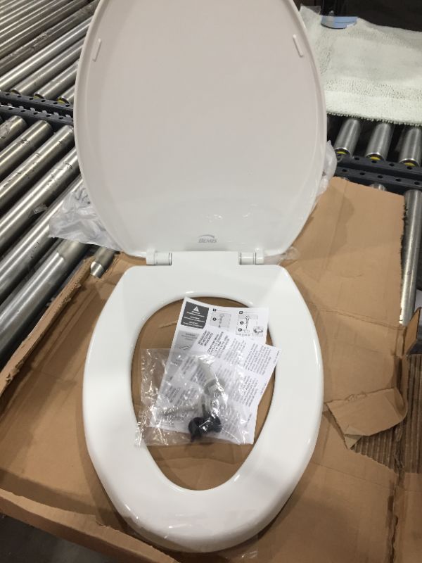 Photo 2 of BEMIS 7300SLEC 000 Toilet Seat will Slow Close and Removes Easy for Cleaning, ELONGATED, White
