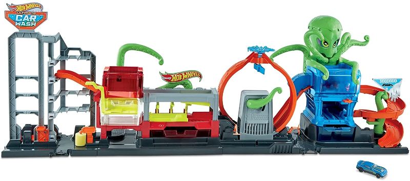 Photo 1 of Hot Wheels City Ultimate Octo Car Wash Playset with No-Spill Water Tanks & 1 Color Reveal Car that Transforms with Water, 4+ ft Long, Connects to Other Sets, Gift for Kids 4 Years Old & Up
