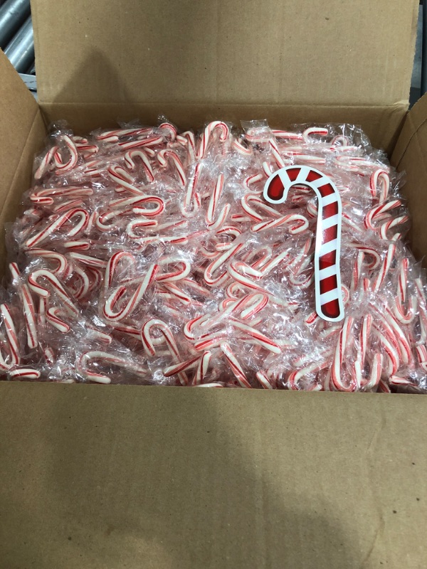 Photo 2 of Bobs Red & White Mini Peppermint Candy Canes - Bulk Pack - Over 1,000 Candy Canes with Exclusive InPrimeTime Candy Cane Magnet
