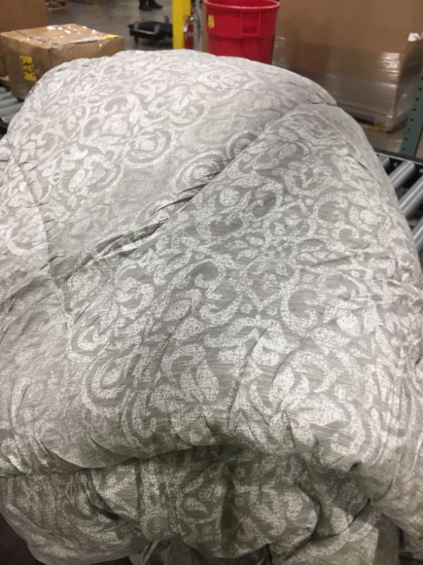 Photo 1 of hansleep 7 piece comforter set grey 2 pillow cases, 2 pillow shams, 1 sheet, 1 fitted sheet, 1 comforter 104x90