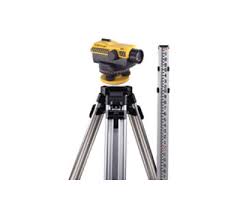 Photo 1 of Bosch GOL26CK CST Berger Auto Level 8 Foot Tripod
