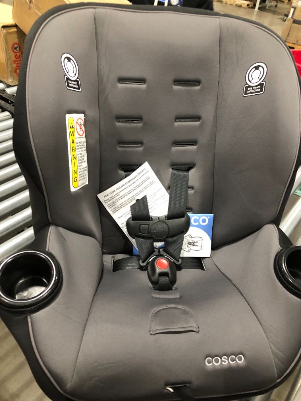 Photo 2 of Cosco Apt 50 Convertible Car Seat (Black Arrows)