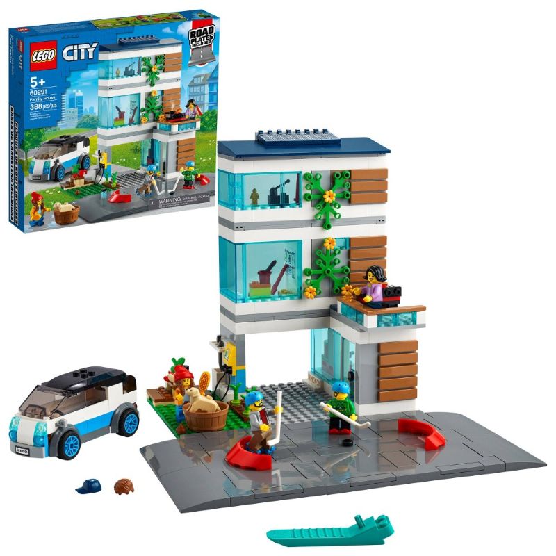 Photo 1 of LEGO City Family House Building Kit 60291
