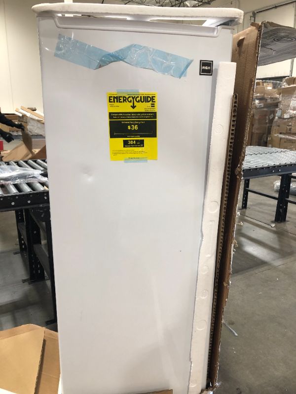 Photo 5 of RCA 6.5 Cu ft. Upright Freezer, White, RFRF690
