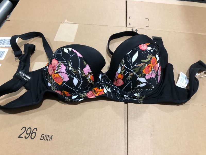 Photo 2 of Black Floral Plus Size Bikini Top SIZE 2X 
