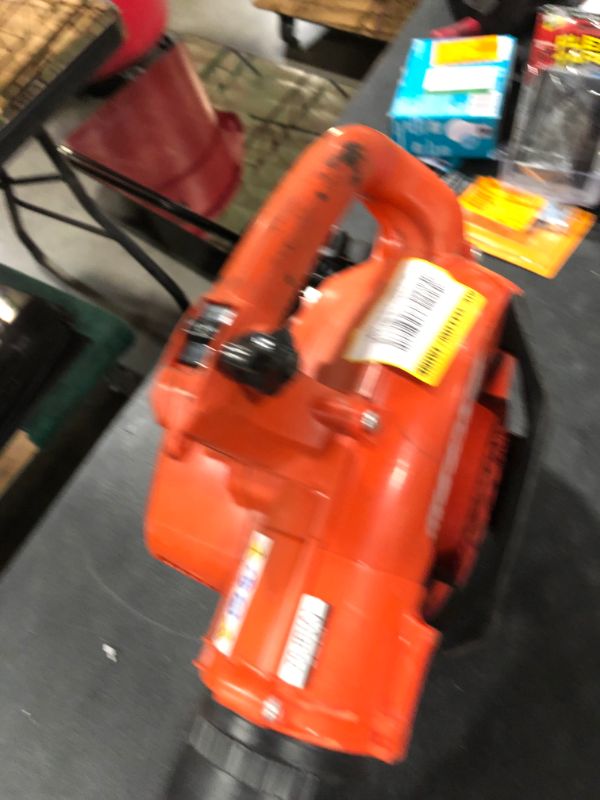 Photo 2 of 170 MPH 453 CFM 25.4 cc Gas 2-Stroke Cycle Handheld Leaf Blower
