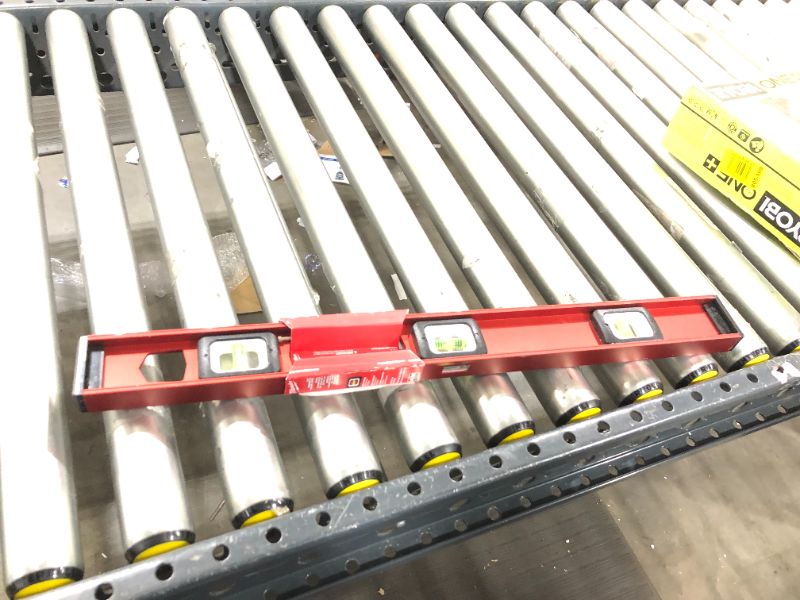 Photo 2 of Box Beam, I-Beam & Torpedo Levels, Level Type: I-Beam , Number of Vials: 3 , Material: Aluminum , Length (Inch): 24 , Magnetic or Nonmagnetic: Magnetic
