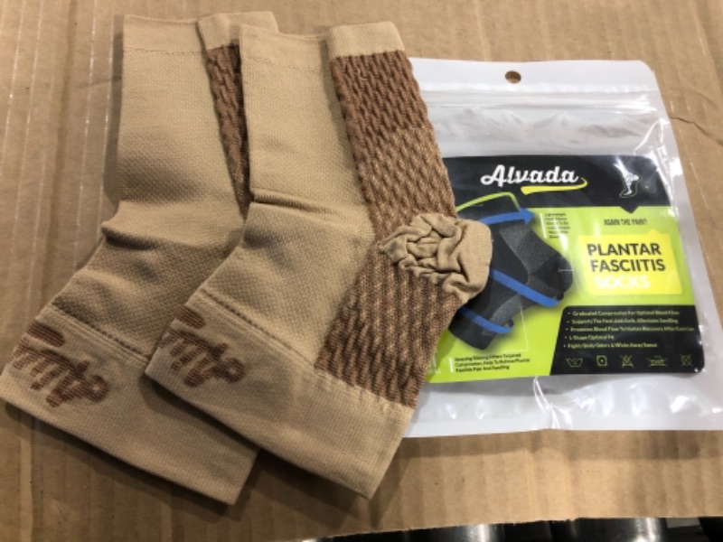 Photo 2 of Alvada Plantar Fasciitis Support Compression Socks Foot Sleeves - Comfortable Arch Support - Quick Pain Relief, Reduced Soreness, Faster Recovery 1 Pair- L/ XL
