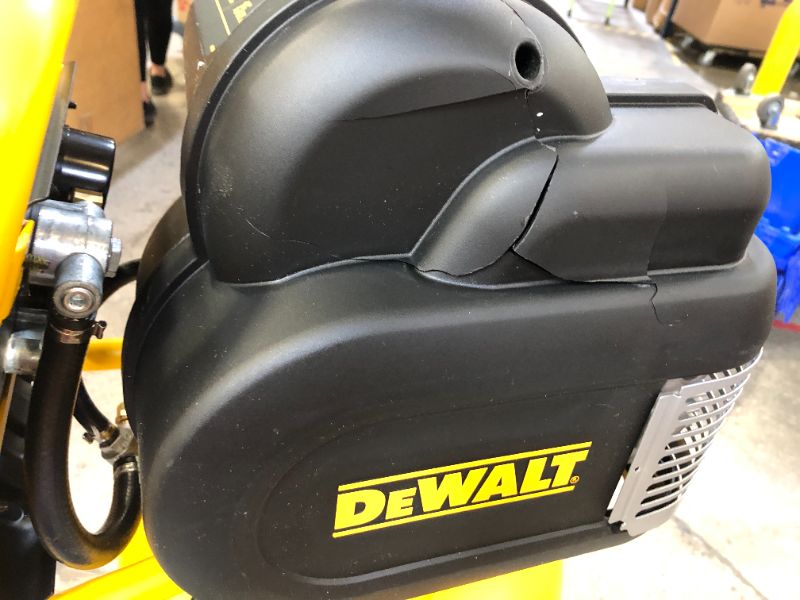 Photo 4 of DEWALT D55168 225 PSI 15 Gallon 120-Volt Electric Wheeled Portable Workshop Compressor