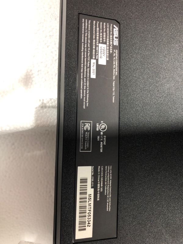 Photo 5 of ASUS TUF Gaming 31.5” 1440P Curved HDR Monitor (VG32VQR) - WQHD (2560 x 1440), 165Hz, 1ms, Extreme Low Motion Blur Sync, Adaptive-sync, Freesync Premium, Eye Care, DisplayHDR 400, HDMI, DisplayPort
