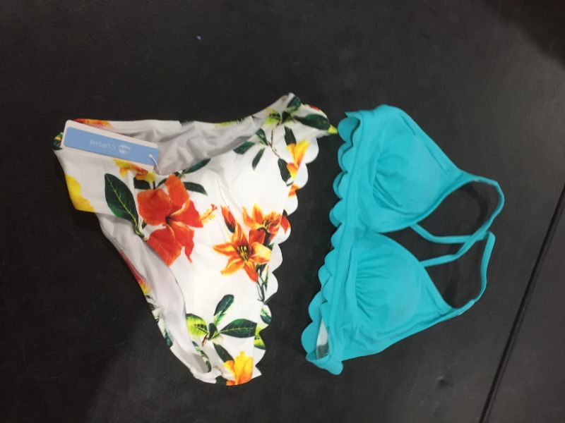 Photo 2 of Mint And Floral Scalloped Bikini Med