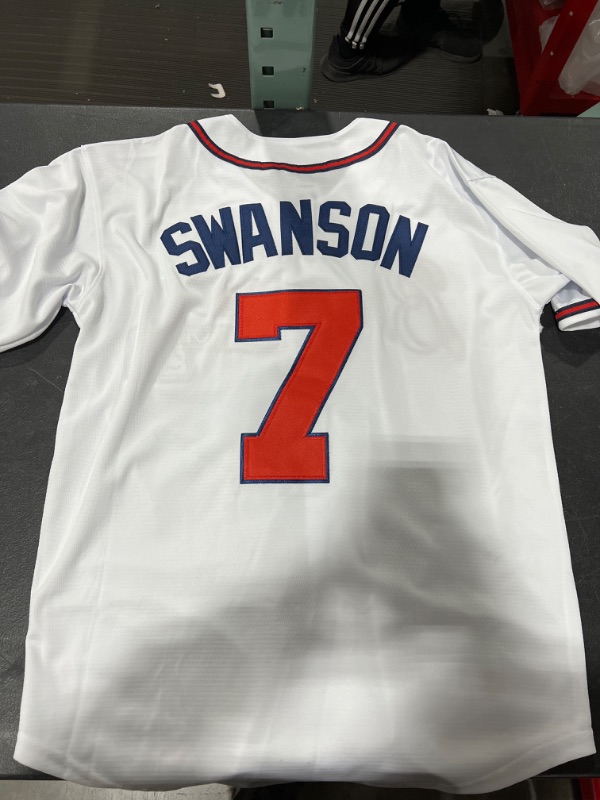 Photo 2 of Generic Braves Baseball Jersey size S