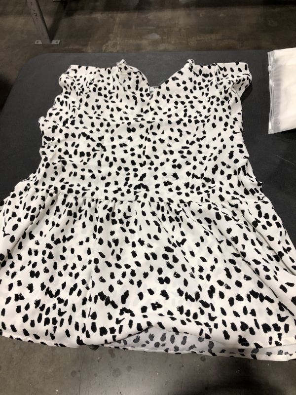 Photo 1 of Black & White short sleeve shirt Size M 