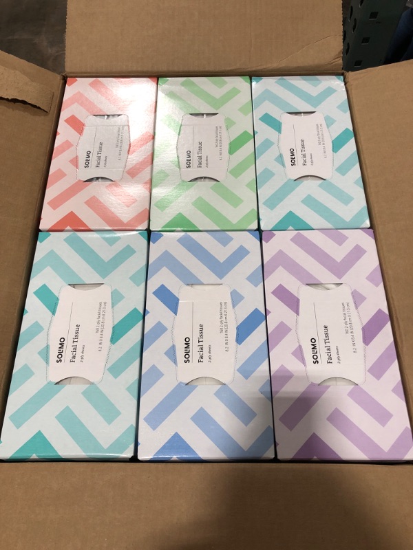 Photo 2 of Amazon Brand - Solimo Facial Tissues (18 Flat Boxes), 160 Tissues per Box (2880 Tissues Total)
