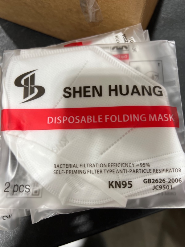 Photo 3 of 30 bags of KN95 Face Mask Disposable, White, 2pack 