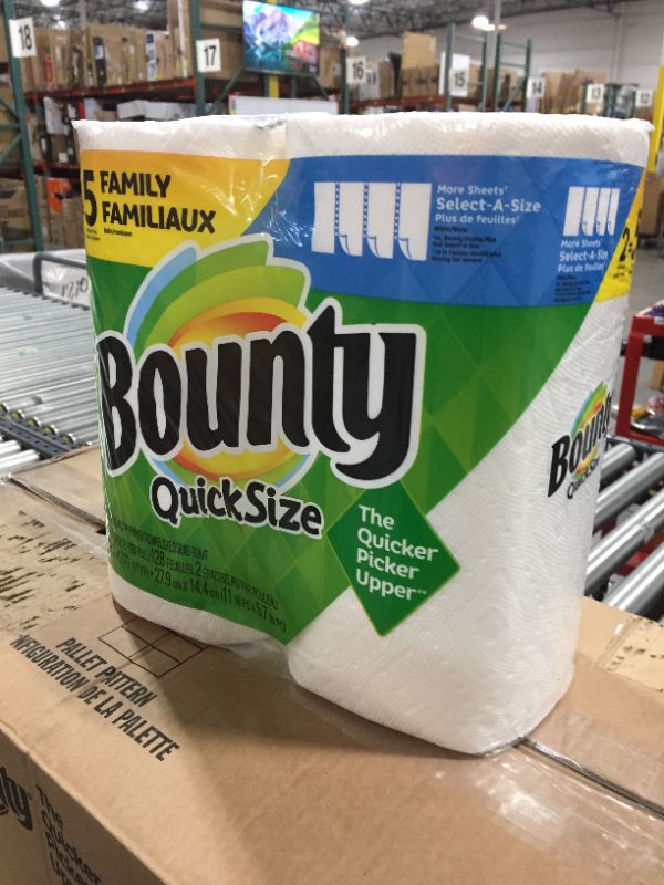 Photo 2 of Bounty Select-A-Size Paper Towels, White, 2 Double Plus Rolls = 5 Regular Rolls
